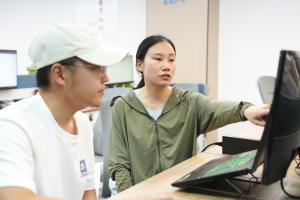 吕穗婷：我要融入到祖国这片创新热土中的去！