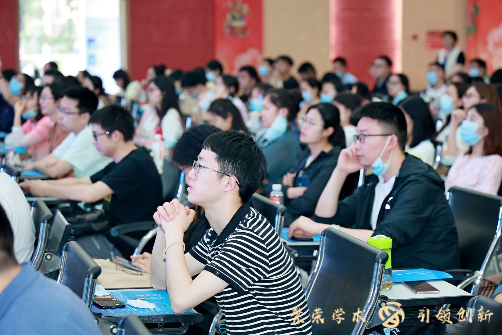 首届川渝科技学术大会暨四川科技学术大会医科专题报告会成功举办