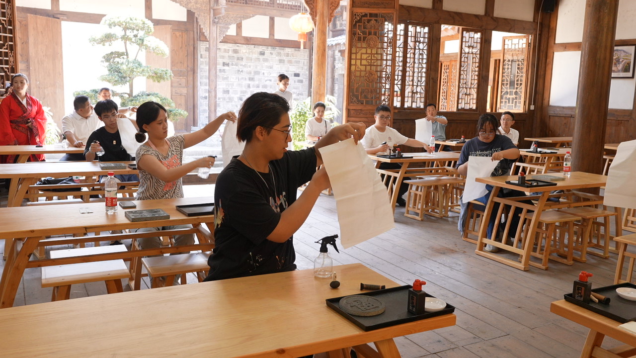 2023年港澳台大学生暑期实习活动（四川）走进巴中